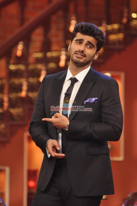 Priyanka Chopra, Ranveer Singh, Arjun Kapoor promote 'GUNDAY' on 'COMEDY NIGHTS WITH KAPIL' sets