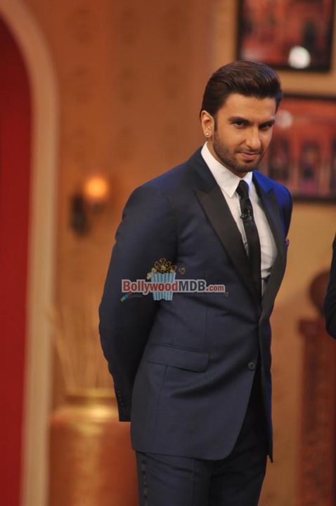 Priyanka Chopra, Ranveer Singh, Arjun Kapoor promote 'GUNDAY' on 'COMEDY NIGHTS WITH KAPIL' sets