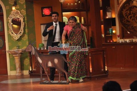 Priyanka Chopra, Ranveer Singh, Arjun Kapoor promote 'GUNDAY' on 'COMEDY NIGHTS WITH KAPIL' sets