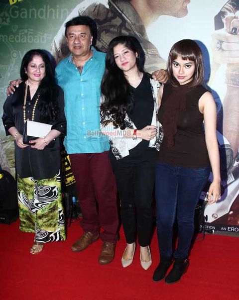 Hot Celebs at film 'LEKAR HUM DEEWANA DIL' premiere