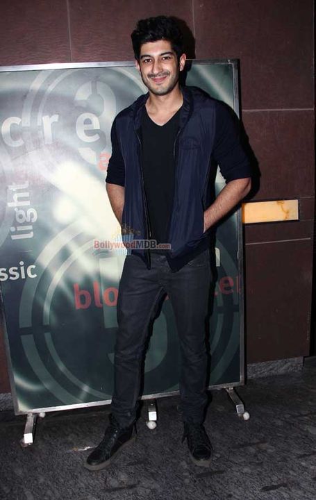 Hot Celebs at film 'LEKAR HUM DEEWANA DIL' premiere