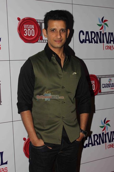 Dharmendra & Sharman Joshi at the launch of Carnival Cinemas