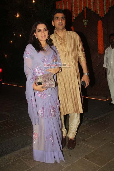 Amitabh Bachchan hosted Diwali party at his bungalow Jalsa