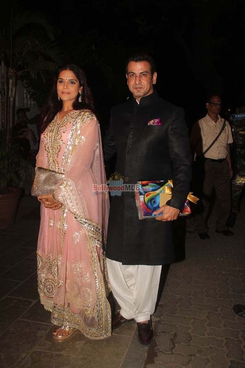 Amitabh Bachchan hosted Diwali party at his bungalow Jalsa