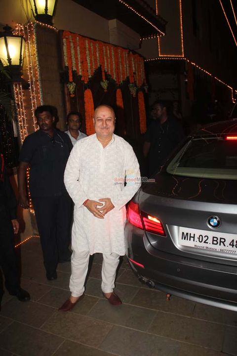 Amitabh Bachchan hosted Diwali party at his bungalow Jalsa