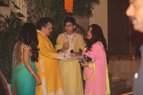 Amitabh Bachchan hosted Diwali party at his bungalow Jalsa