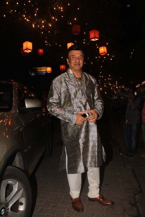 Amitabh Bachchan hosted Diwali party at his bungalow Jalsa