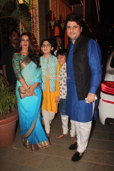 Amitabh Bachchan hosted Diwali party at his bungalow Jalsa