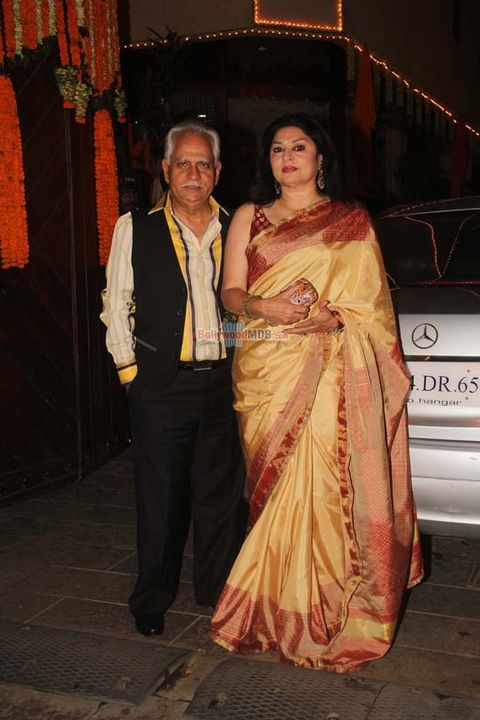 Amitabh Bachchan hosted Diwali party at his bungalow Jalsa