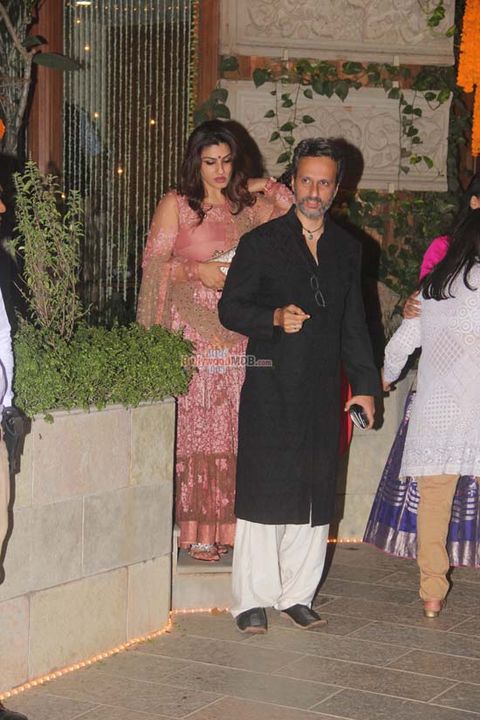 Amitabh Bachchan hosted Diwali party at his bungalow Jalsa