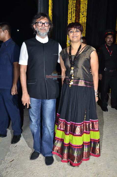 Amitabh Bachchan hosted Diwali party at his bungalow Jalsa
