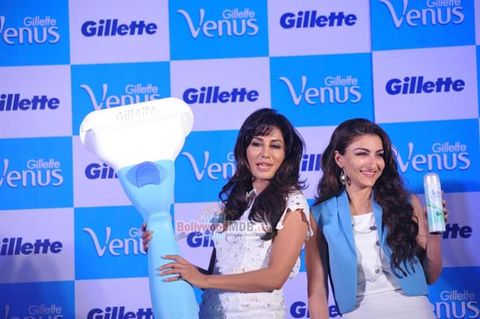 Chitrangada Singh and Soha Ali Khan at the launch of Gillette Venus Satin Care shave gel
