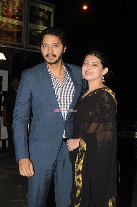 Shah Rukh Khan, Huma Qureshi, Tiger Shroff, among Bollywood Celebs honoured at the Dadasaheb Phalke Film Foundation Awards 2015