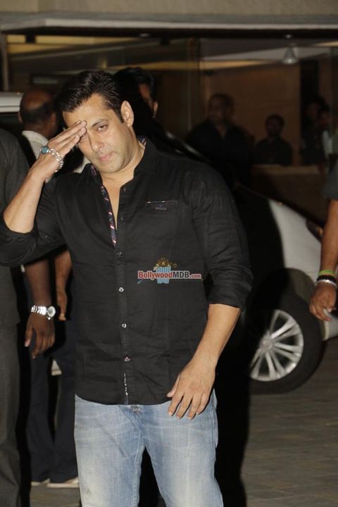 Shraddha Kapoor, Salman Khan, Riteish Deshmukh Among Other Celebs At Arpita Khan's Birthday Bash