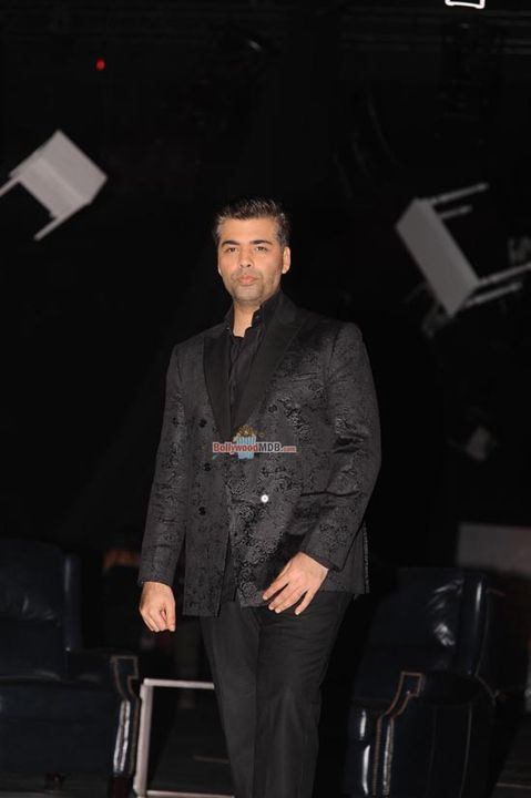 Hot Bollywood Celebs at Manish Malhotra show at LFW Winter / Festive 2015