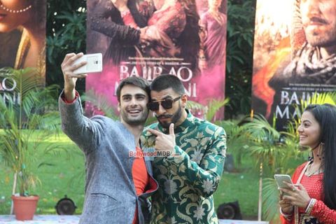 Stars during the promotion of film 'Bajirao Mastani' on the sets of Colors TV serial Swaragini