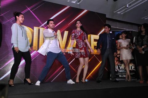 Shah Rukh Khan, Kajol, Varun Dhawan, Kriti Sanon at film 'Dilwale' music celebration