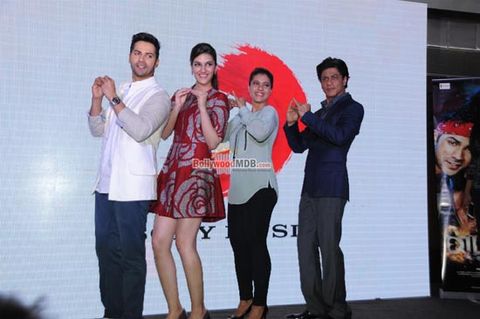 Shah Rukh Khan, Kajol, Varun Dhawan, Kriti Sanon at film 'Dilwale' music celebration