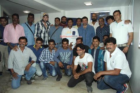 Sunny Deol holds special pre-release screening of Hollywood film 'Point Break' to appreciate stuntmen of our industry