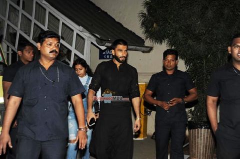 Deepika Padukone and Ranveer Singh at film 'Bajirao Mastani' media interactions