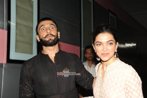 Deepika Padukone and Ranveer Singh at film 'Bajirao Mastani' media interactions