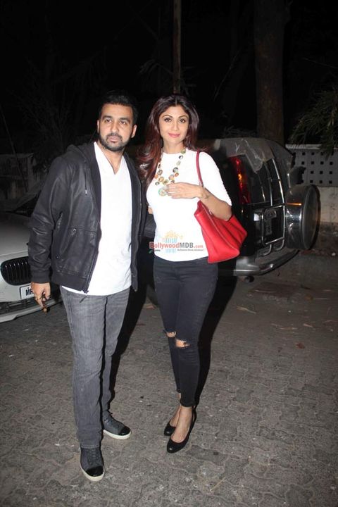 Top Bollywood Celebs at film 'Bajirao Mastani' Special Screening