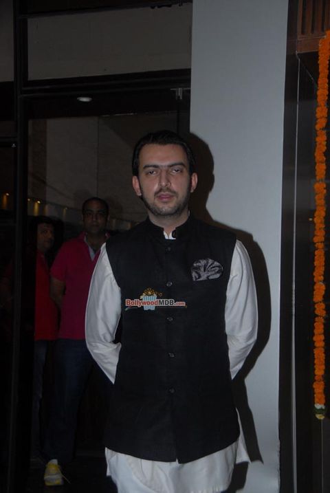Bolly Celebs at Soha Ali Khan & Kunal Khemu's wedding party