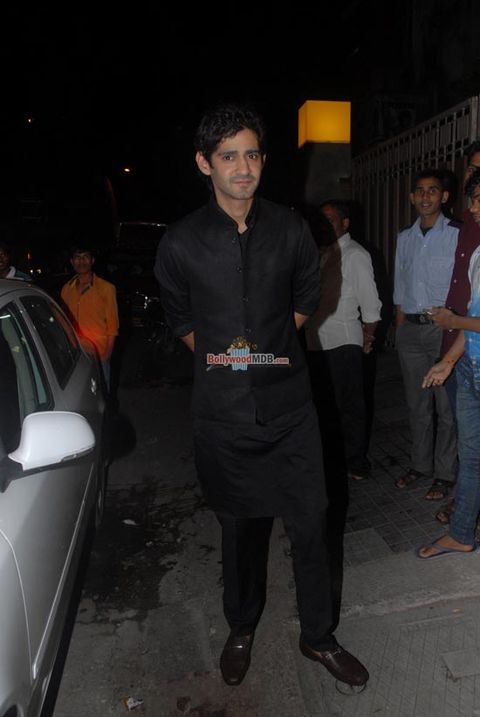 Bolly Celebs at Soha Ali Khan & Kunal Khemu's wedding party