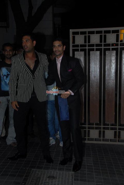 Bolly Celebs at Soha Ali Khan & Kunal Khemu's wedding party