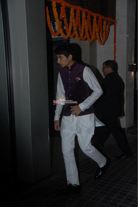 Bolly Celebs at Soha Ali Khan & Kunal Khemu's wedding party