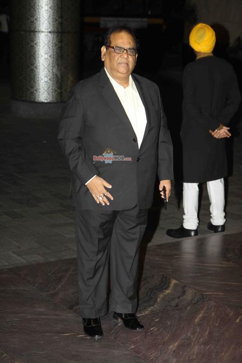 Amitabh Bachchan, Kangana Ranaut, Alia Bhatt, Sonam Kapoor, Shraddha Kapoor among Bollywood Celebs at Shahid-Mira's Wedding Reception
