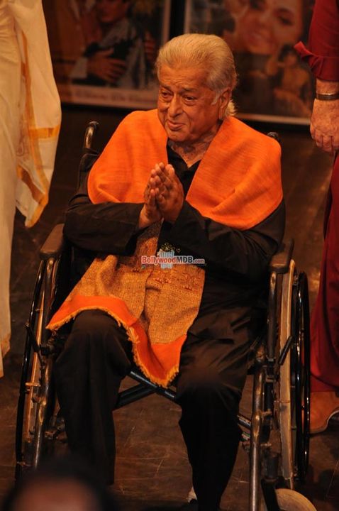 Ranbir Kapoor, Saif Ali Khan, Amitabh Bachchan, Hema Malini, Rekha, Rishi Kapoor among celebs at Presentation of 'Dadasaheb Phalke Award' to legendary veteran actor Shashi Kapoor