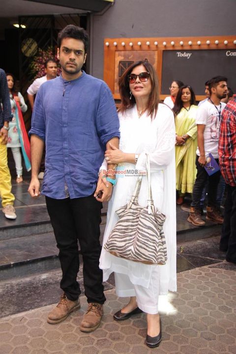 Ranbir Kapoor, Saif Ali Khan, Amitabh Bachchan, Hema Malini, Rekha, Rishi Kapoor among celebs at Presentation of 'Dadasaheb Phalke Award' to legendary veteran actor Shashi Kapoor
