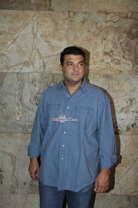 Kangana Ranaut, Preity Zinta, Aditi Rao Hydari, Huma Qureshi, R. Madhavan among Bolly Celebs at film 'Tanu Weds Manu Returns' Special Screening