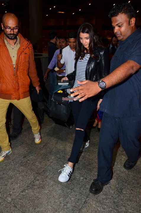 Anushka Sharma snapped on arrival at Mumbai International Airport