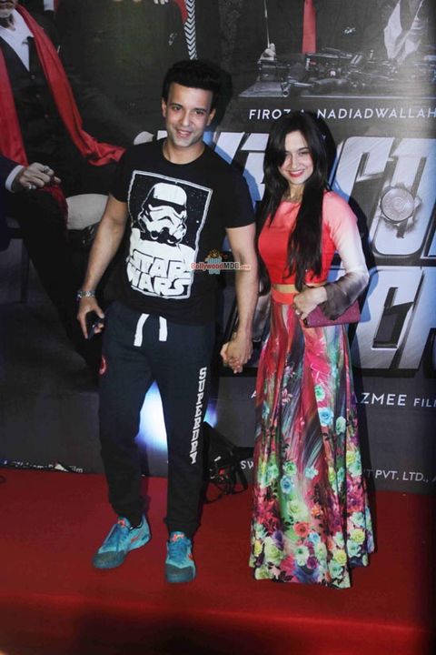 Anil Kapoor, Sonam Kapoor, Nana Patekar Among Bolly Celebs At Film 'Welcome back' premier