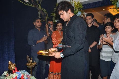 Bollywood Celebs snapped celebrating Ganesh Festival 2015
