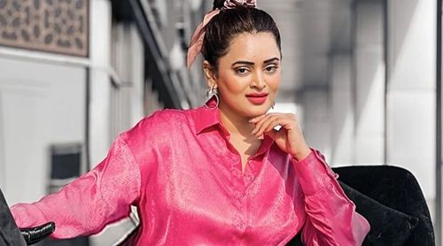 Bigg Boss OTT 2: Bhagya Laxmi Fame Bebika Dhurve Reveals REAL REASON Behind Her Exit From Show OVER-NIGHT! Claims She Was DIS-RESPECTED By Actors (Details Inside)