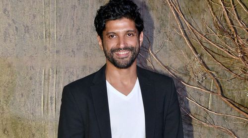 Dil Chahta Hai turns 21: Farhan Akhtar pens a sweet note for his directorial debut; Saif Ali Khan and Aamir Khan have a mini-reunion