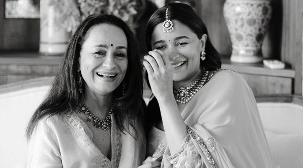 Mommy Soni Razdan receives a special birthday note from daughter and  mom-to-be Alia Bhatt;