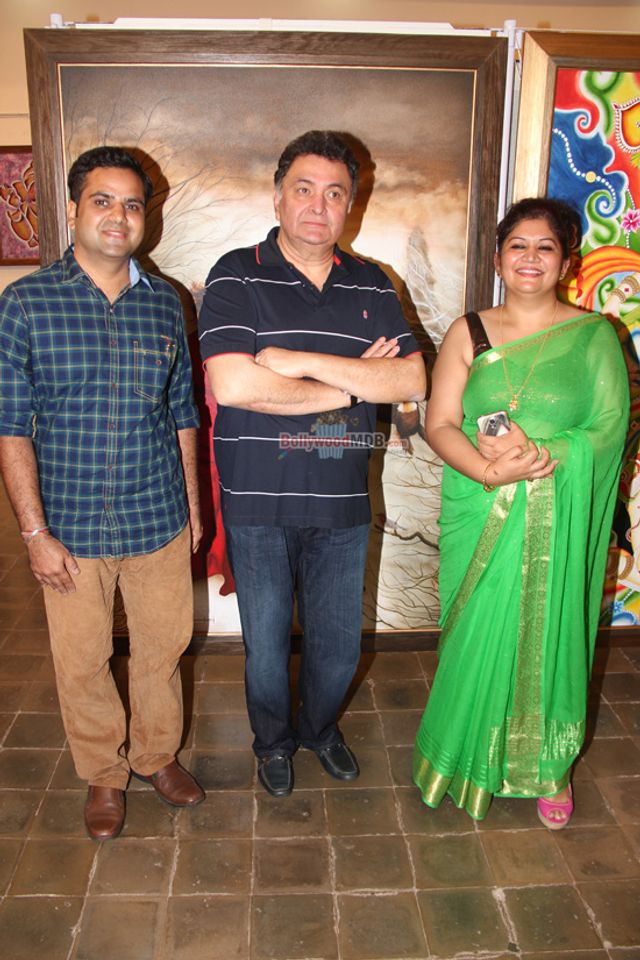 Bollywood celebs spotted at Dr. Seema Chaudhary & Nitin Chaudhary\'s art show