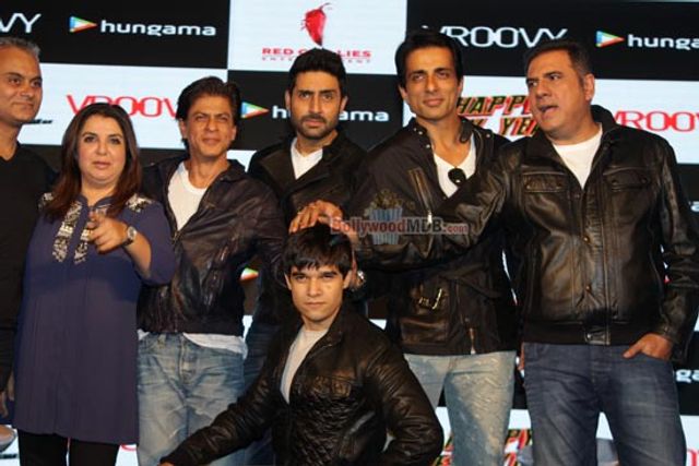 'Happy New Year' stars celebrate the success of their mobile game