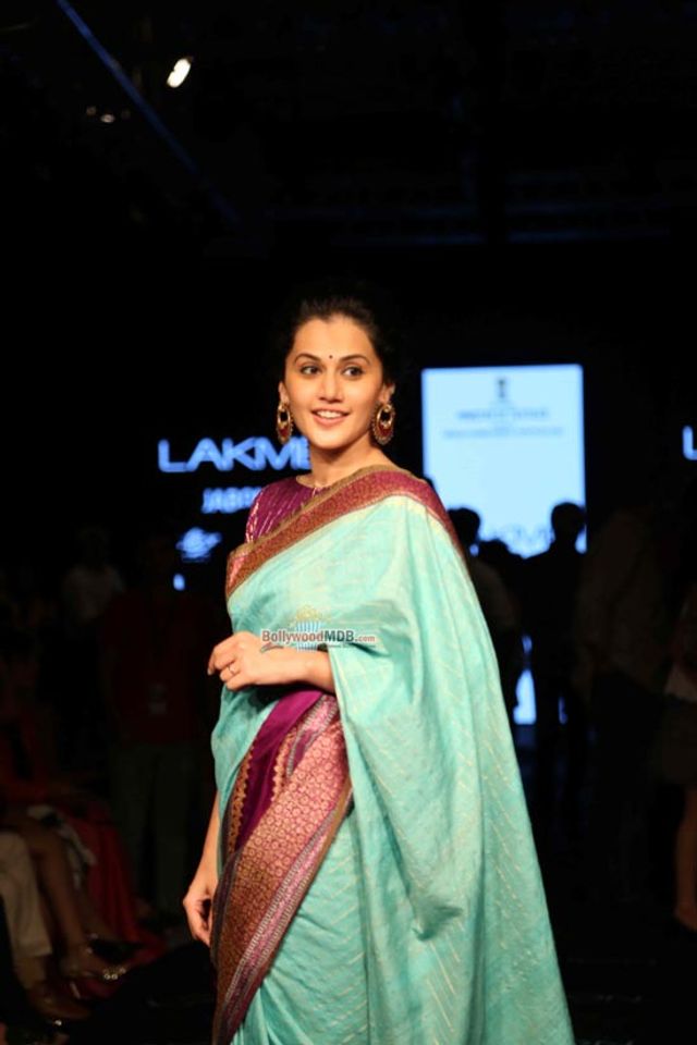 Taapsee Pannu and Sharmila Tagore at designer Gaurang show at LFW Winter Festive 2015