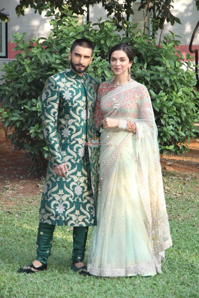 Stars during the promotion of film 'Bajirao Mastani' on the sets of Colors TV serial Swaragini