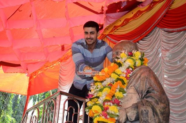 Bollywood & TV Celebs celebrate Father of Indian Cinema Dadasaheb Phalke's 71st death anniversary
