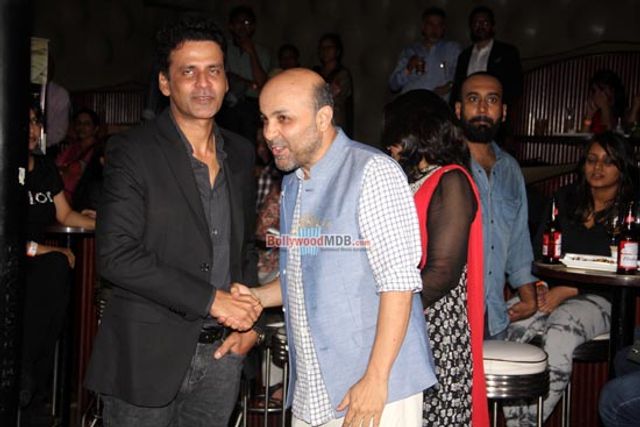 Ashutosh Gowariker & Manoj Bajpai at an Event of a Tribute to R.D Burman
