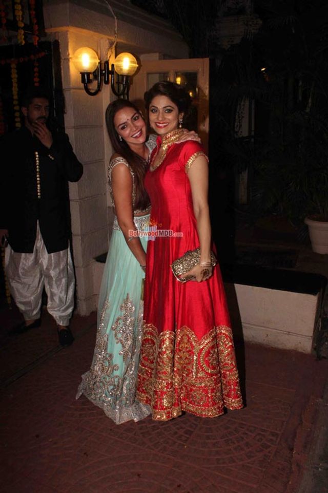 Bollywood Celebs at Ekta Kapoor hosted Diwali 2015 Party