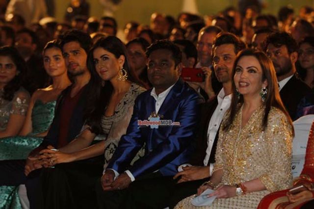 Top Bollywood Celebs at Jio MAMI 17th Mumbai Film Festival Opening Ceremony