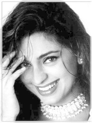 Juhi Chawla Photo