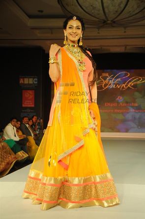 Juhi Chawla Photo
